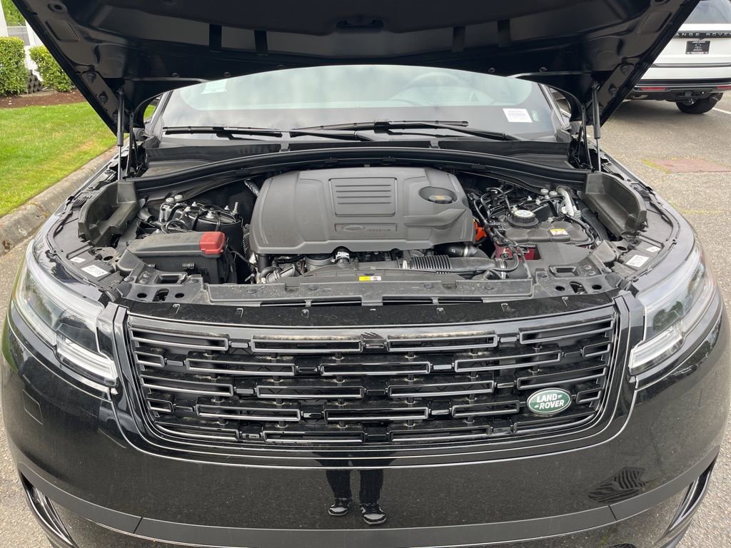 New 2026 Land Rover Range Rover Velar S AWD/4WD image 28
