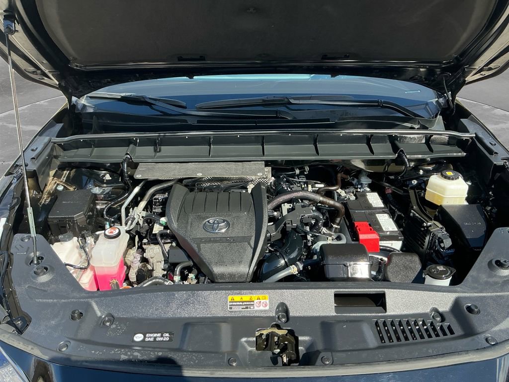 Certified 2024 Toyota Highlander LE image 19