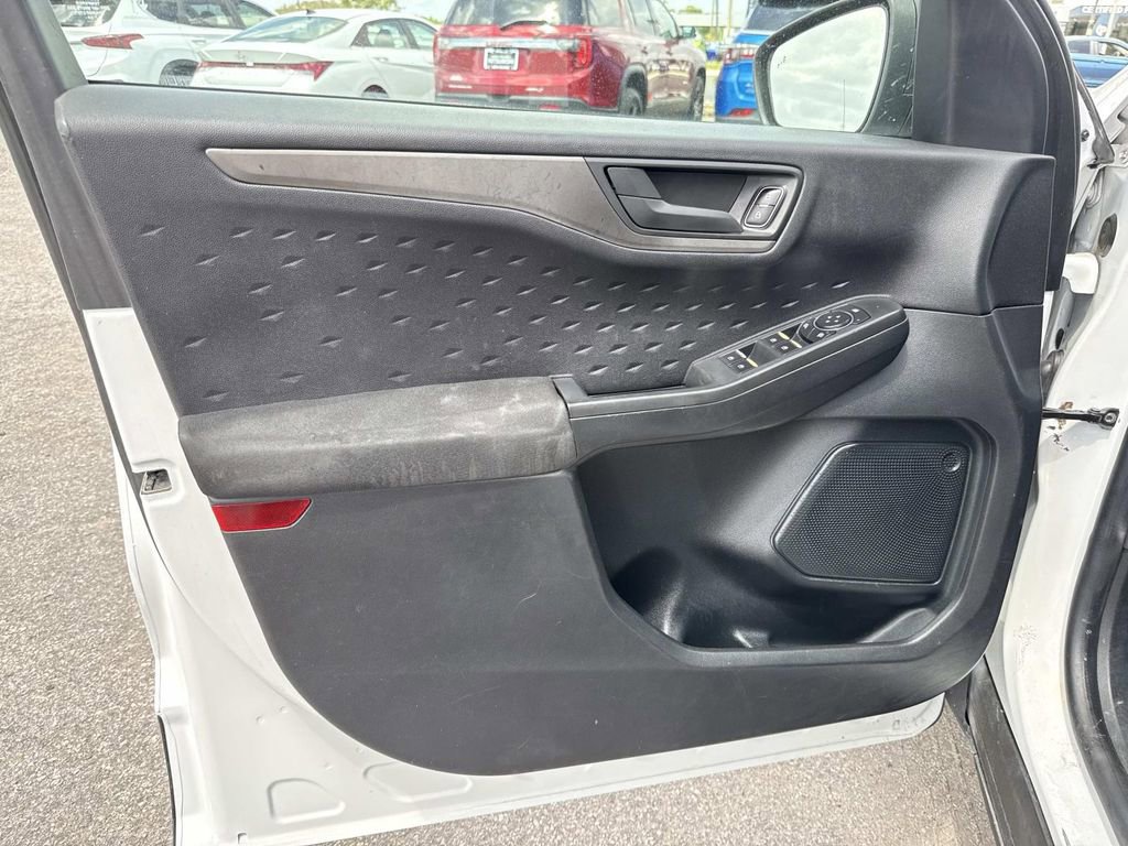 Used 2020 Ford Escape S image 19