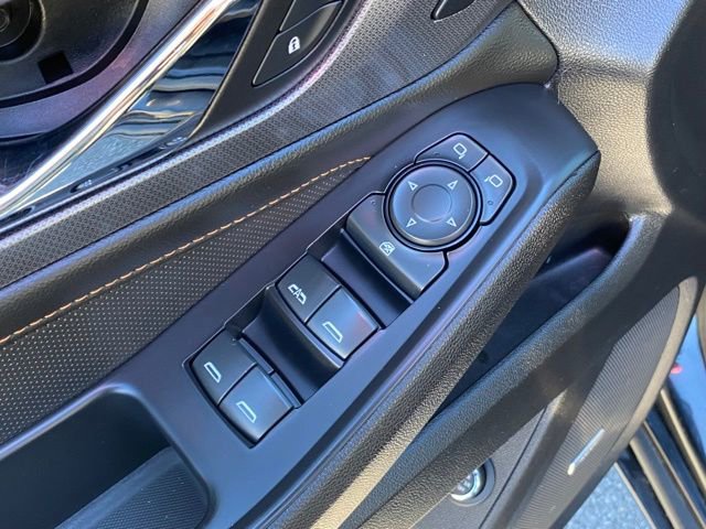 Used 2018 Chevrolet Traverse Premier w/ Redline Edition image 12