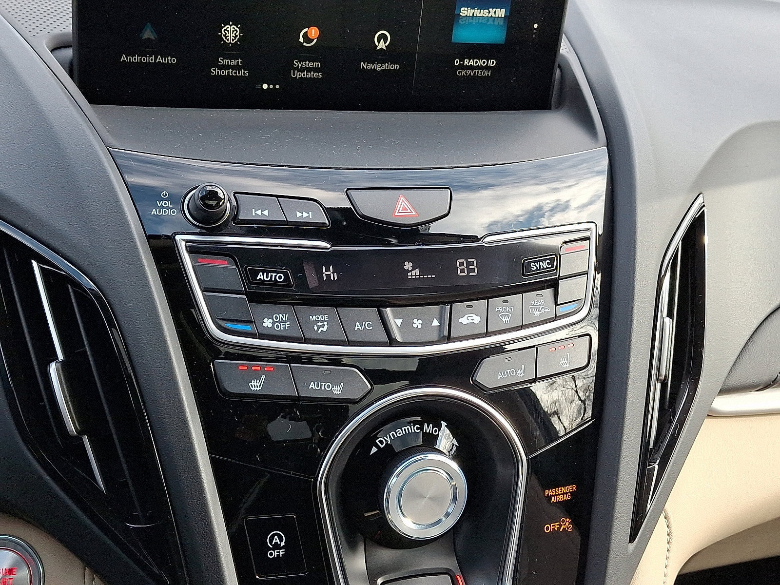 Used 2024 Acura RDX SH-AWD w/ Technology Package image 14