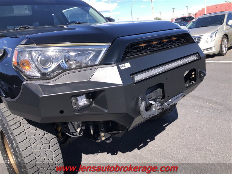 Used 2015 Toyota 4Runner SR5 AWD/4WD image 2