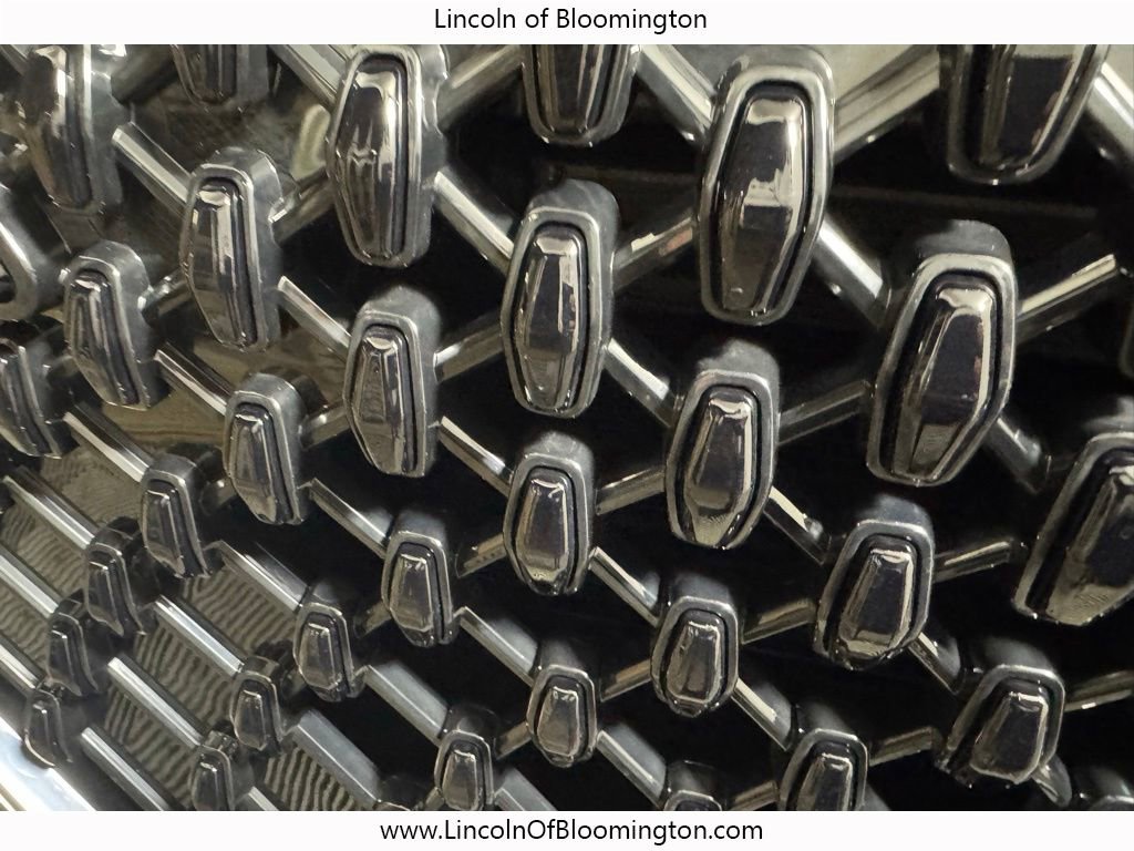 New 2026 Lincoln Aviator Black Label AWD/4WD image 11