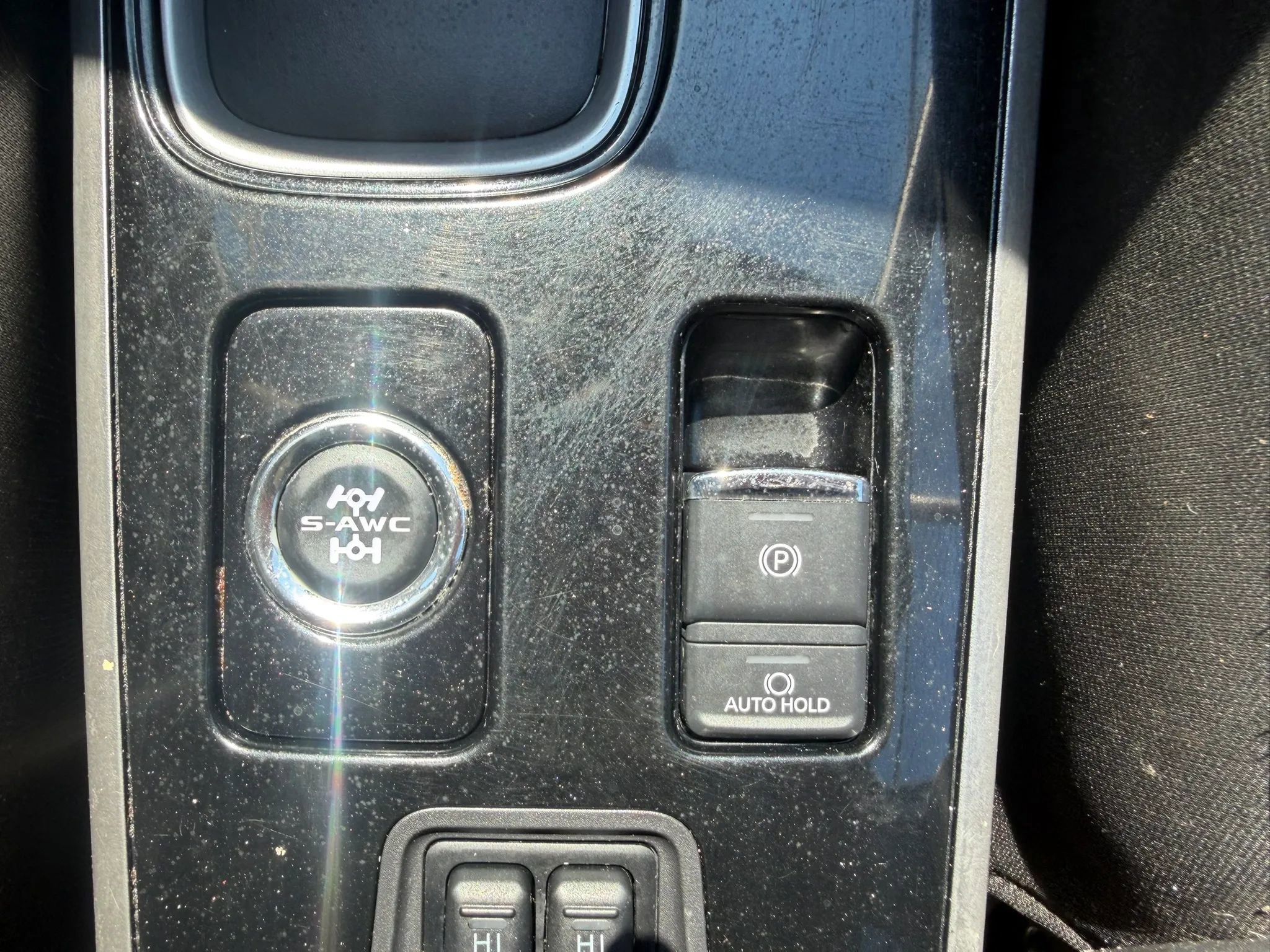 Used 2020 Mitsubishi Outlander ES AWD/4WD image 22