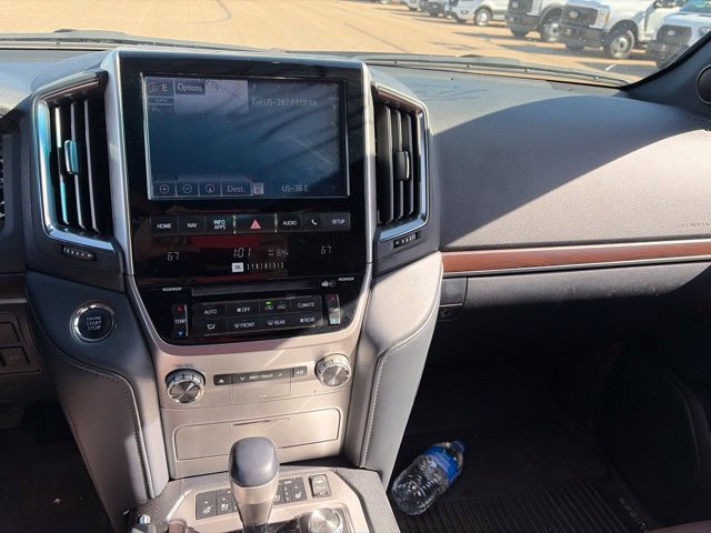 Used 2019 Toyota Land Cruiser AWD/4WD image 17