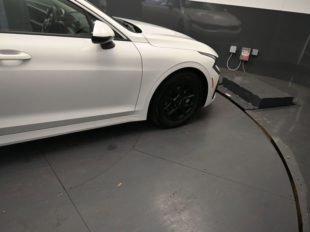 Used 2025 Kia K5 LXS image 22