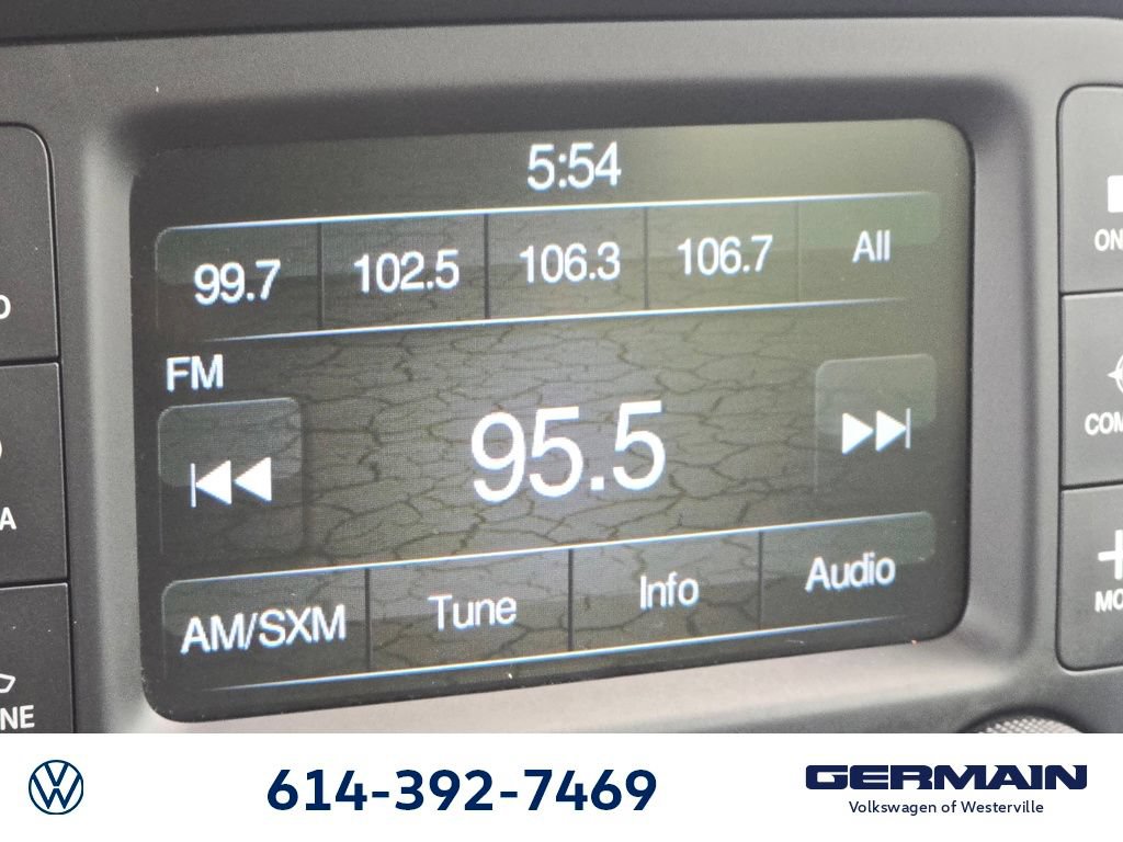 Used 2015 Jeep Renegade Latitude FWD image 29