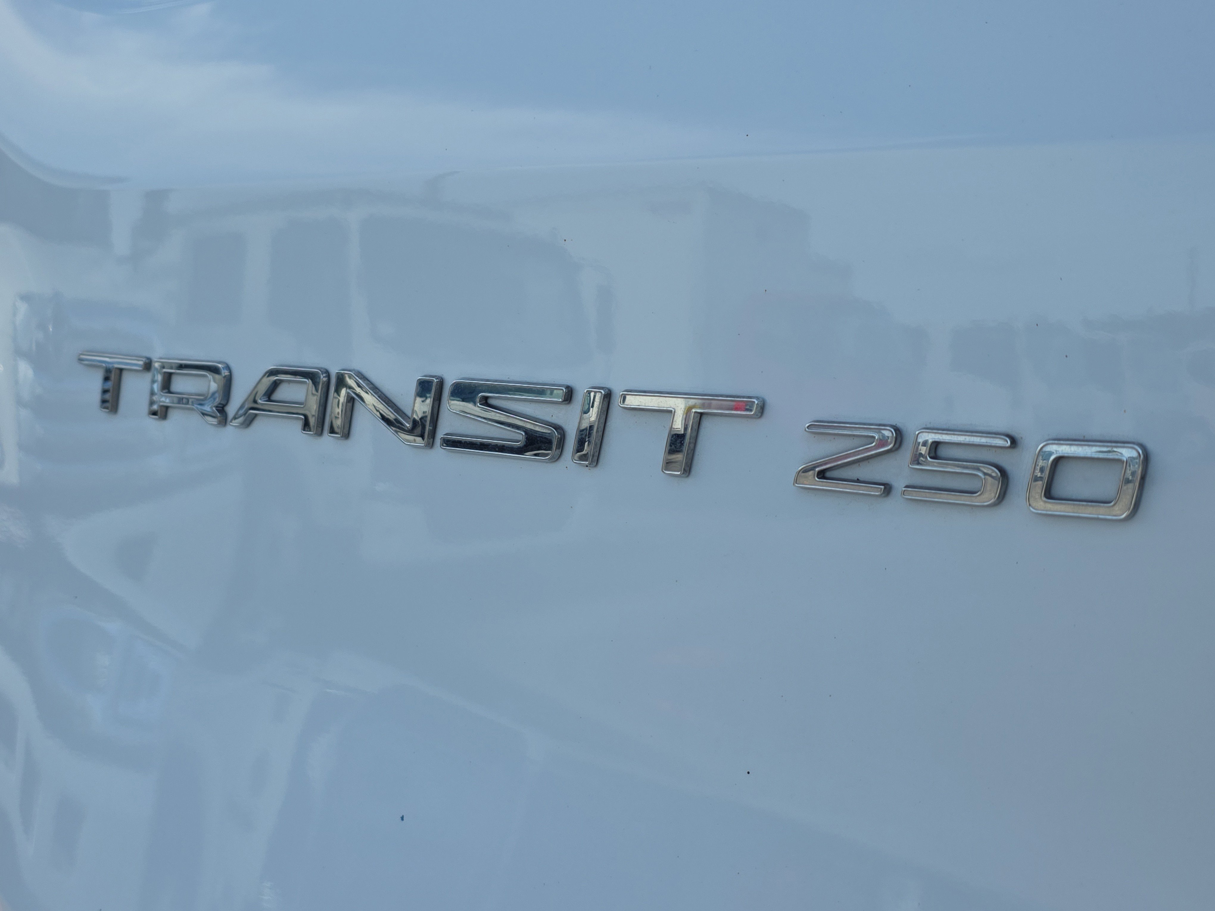 Used 2024 Ford Transit 250 148 Medium Roof w/ Load Area Protection Package RWD image 9