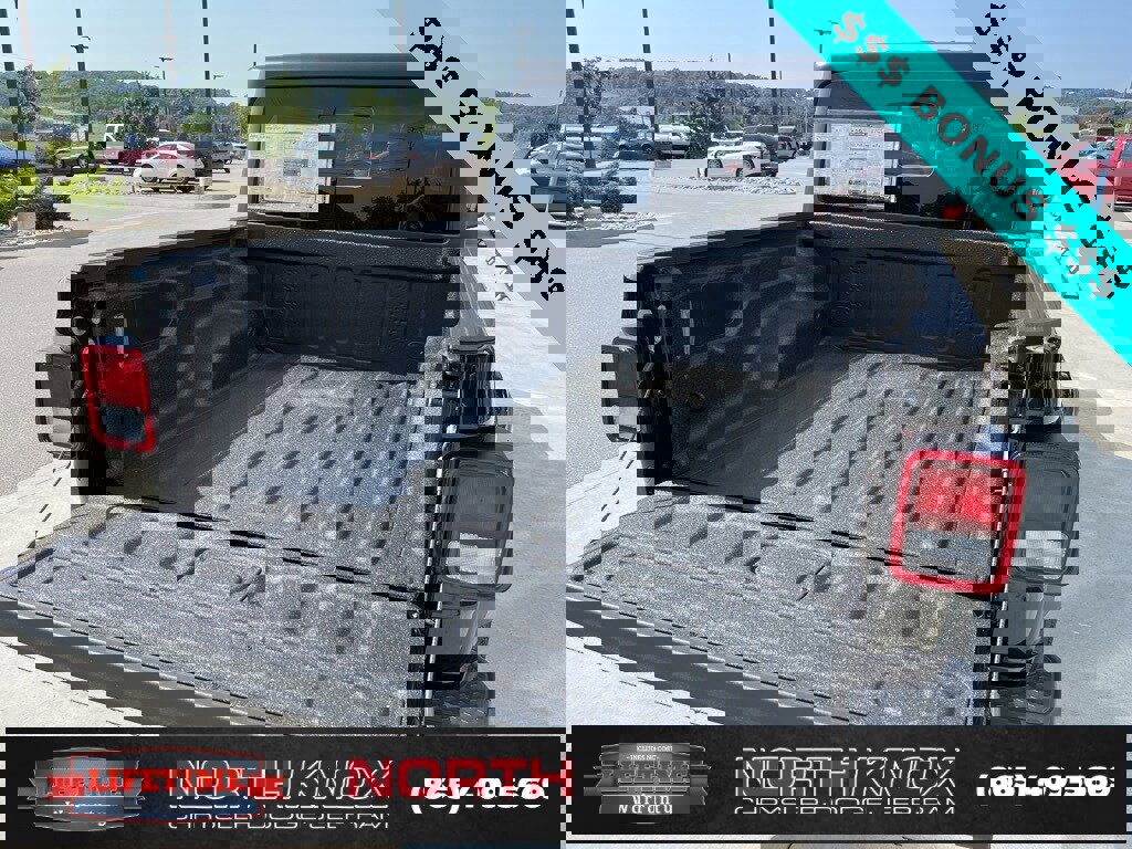 New 2025 Jeep Gladiator Sport image 19