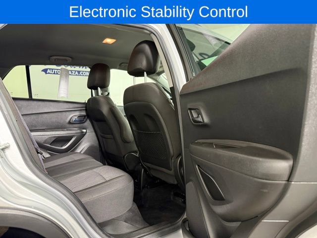 Used 2017 Chevrolet Trax LT w/ LPO, Cargo Package image 16