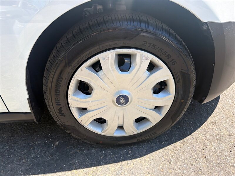 Used 2023 Ford Transit Connect XL FWD image 32