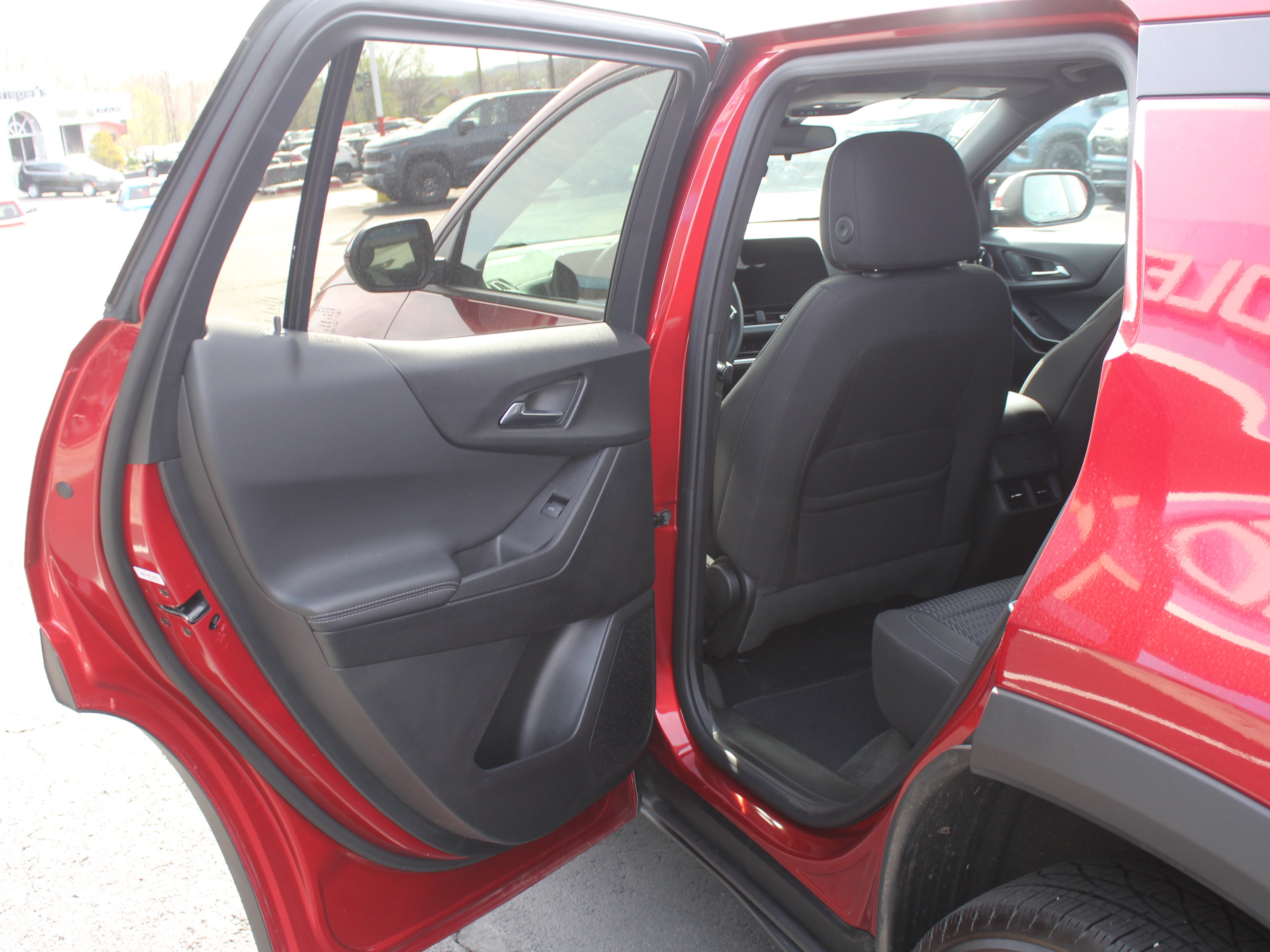 New 2026 Chevrolet Equinox LT FWD image 18