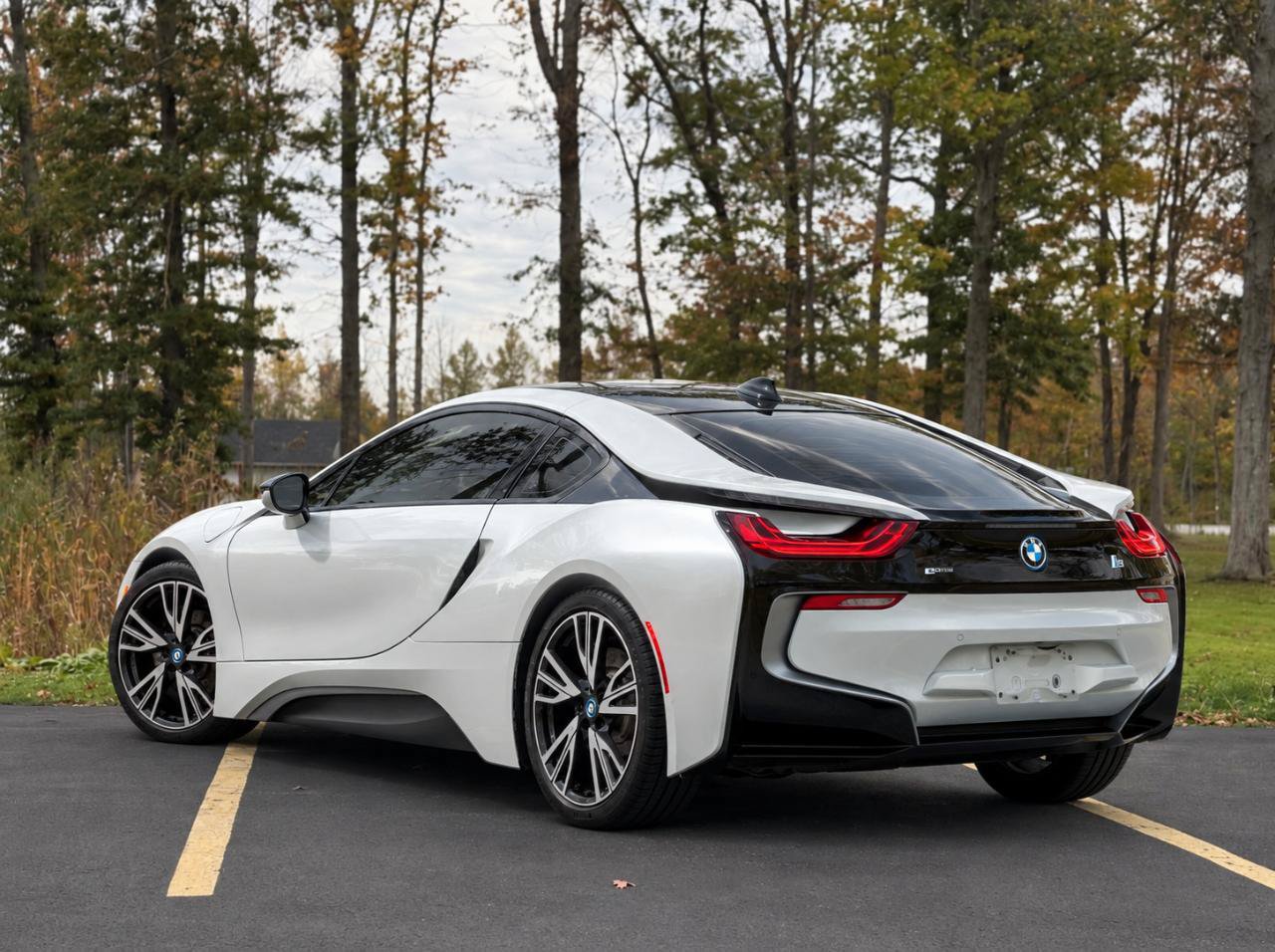 Used 2014 BMW i8 AWD/4WD image 6