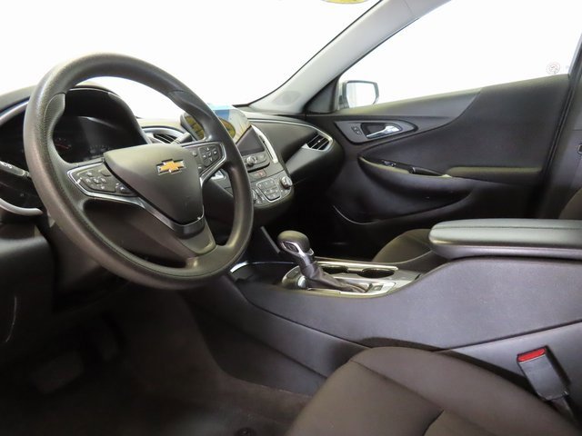 Used 2023 Chevrolet Malibu LT image 4