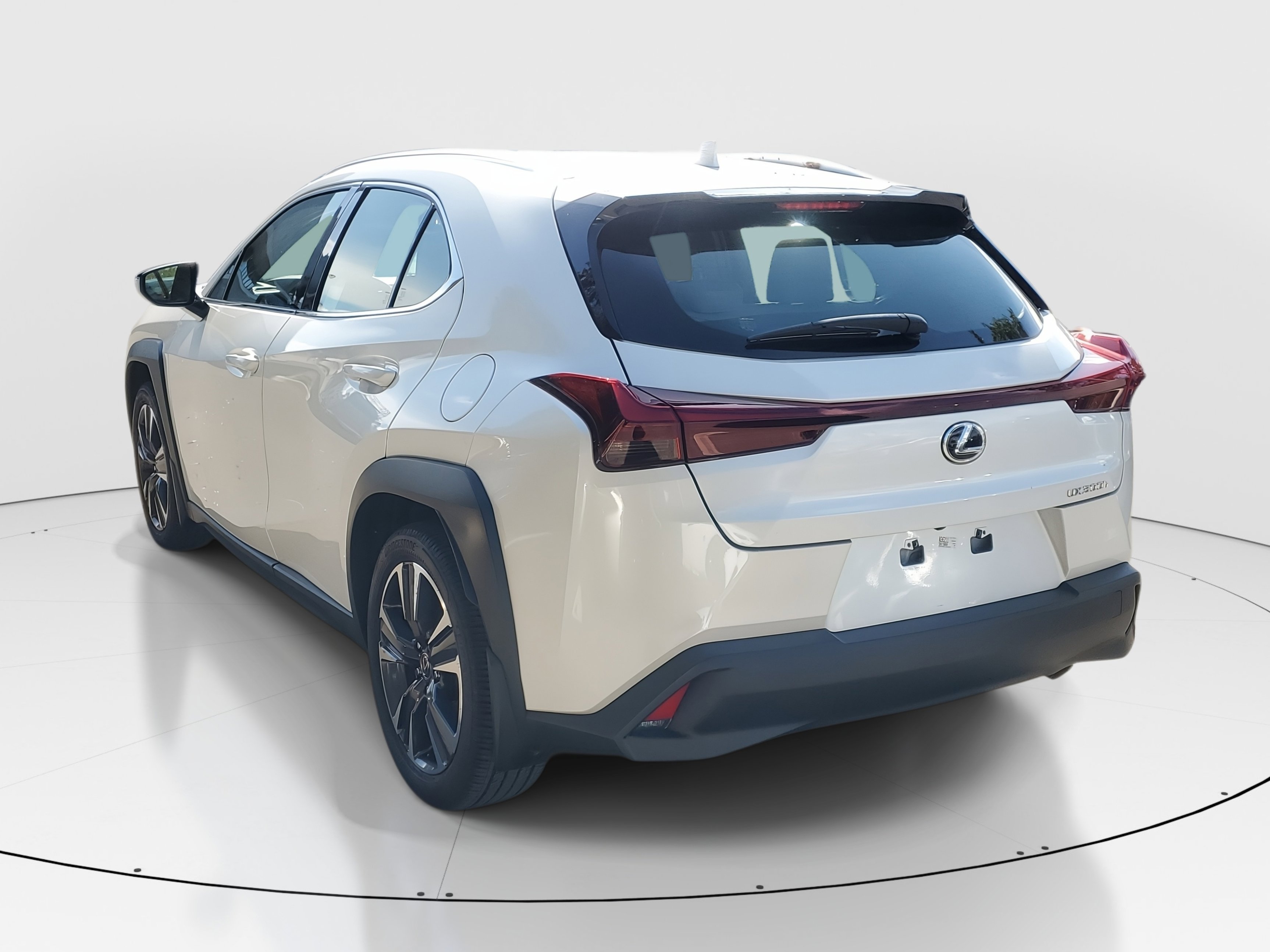 Used 2025 Lexus UX 300h FWD w/ Accessory Package (Z2) image 5