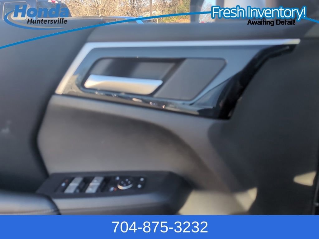 Used 2022 Mitsubishi Outlander ES image 24