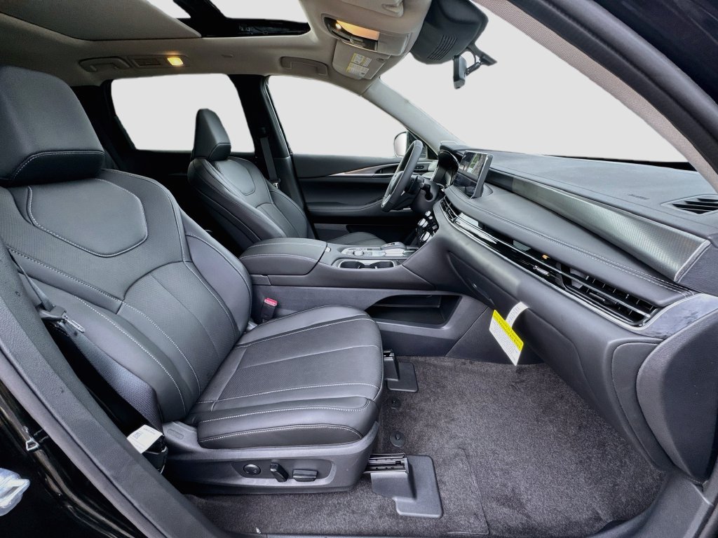 New 2027 INFINITI QX60 Luxe w/ Cargo Package FWD image 31