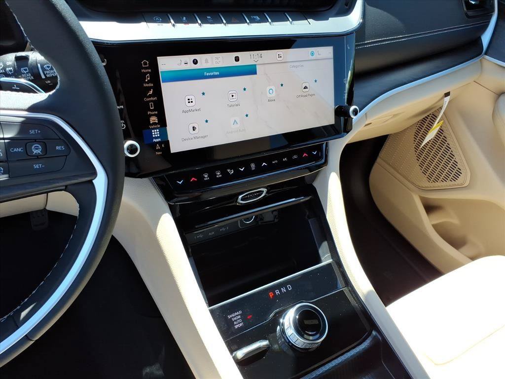 New 2026 Jeep Grand Cherokee Limited AWD/4WD image 16