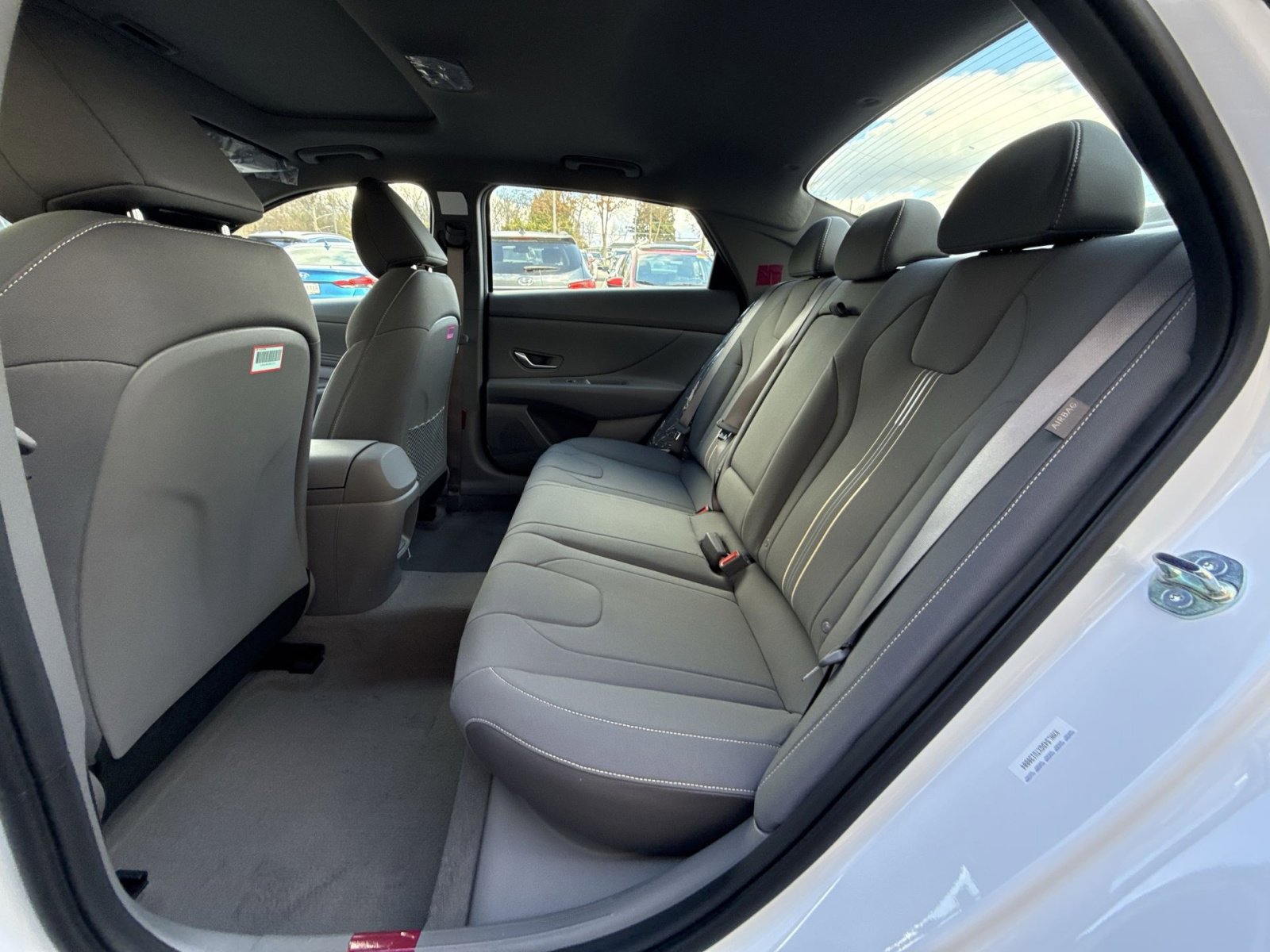 New 2026 Hyundai Elantra SEL Sport Premium FWD image 24