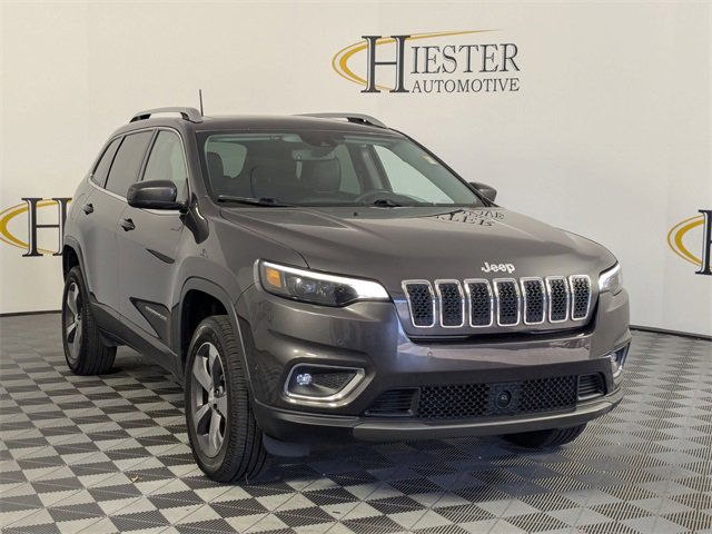 Used 2019 Jeep Cherokee Limited w/ Technology Group image 2