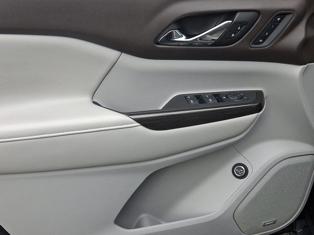 Used 2017 GMC Acadia SLT image 12