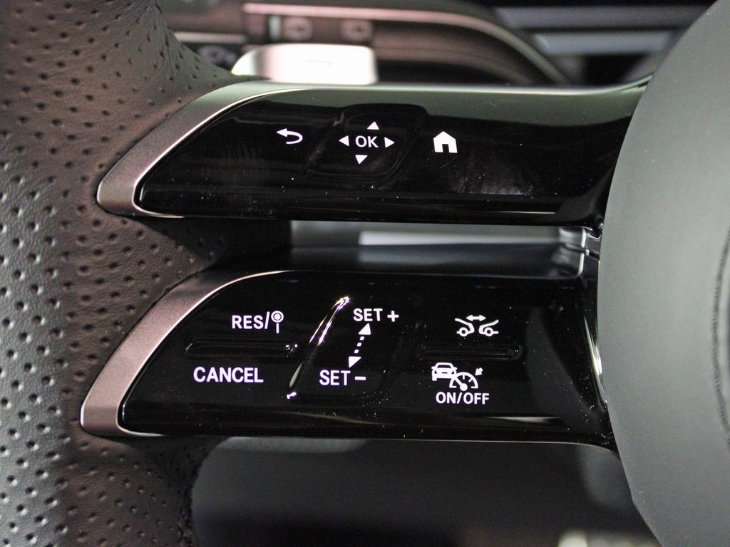 Certified 2025 Mercedes-Benz GLS 580 4MATIC image 19