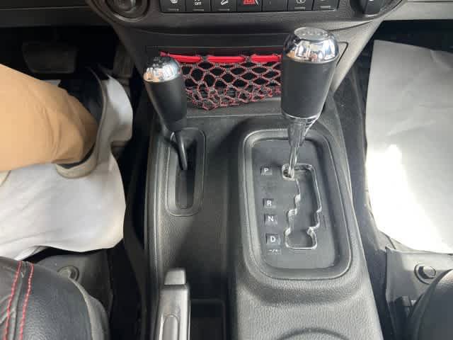 Used 2018 Jeep Wrangler Unlimited Rubicon image 30