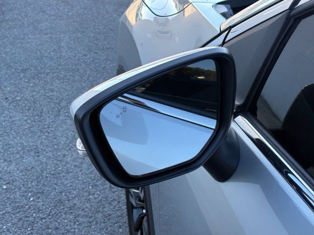 Used 2025 Mitsubishi Eclipse Cross SE AWD/4WD image 14