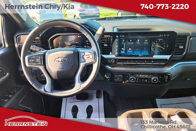 Used 2023 Chevrolet Silverado 1500 RST w/ Rally Edition AWD/4WD image 7