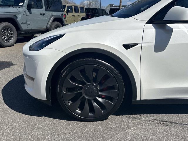 Used 2023 Tesla Model Y Long Range image 13