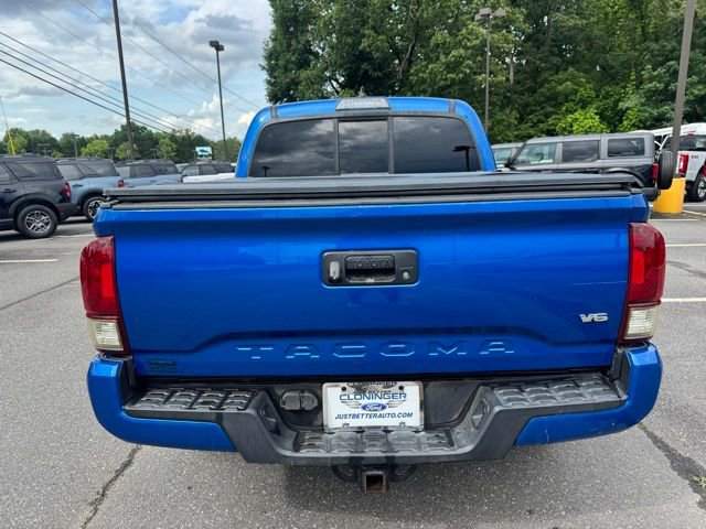 Used 2016 Toyota Tacoma TRD Sport w/ Towing Package AWD/4WD image 7