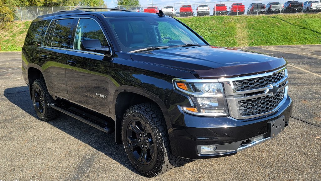 Used 2018 Chevrolet Tahoe LT AWD/4WD image 2