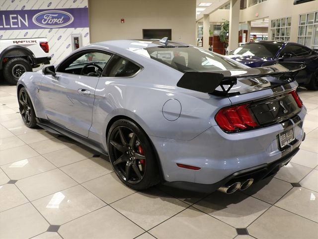 Used 2022 Ford Mustang Shelby GT500 w/ Carbon Fiber Track Pack image 4