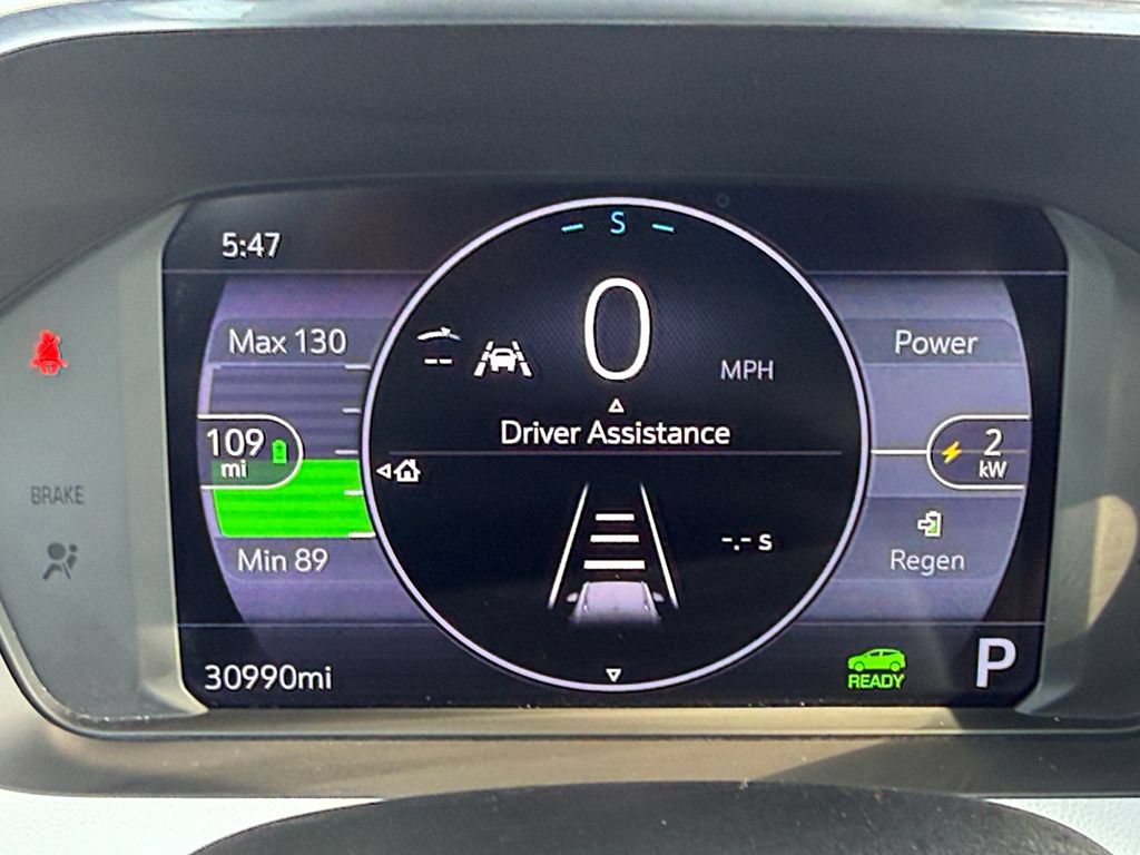 Used 2023 Chevrolet Bolt EUV Premier FWD image 13