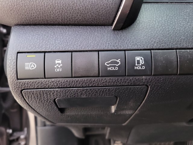 Used 2022 Toyota Camry SE FWD image 24