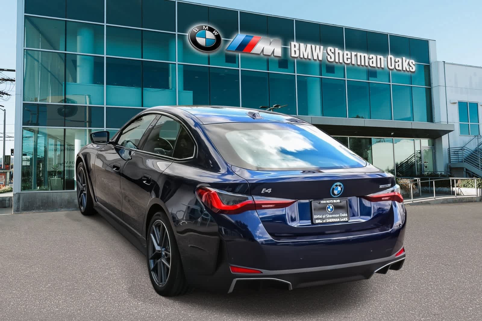 Certified 2023 BMW i4 eDrive35 w/ Premium Package RWD image 6
