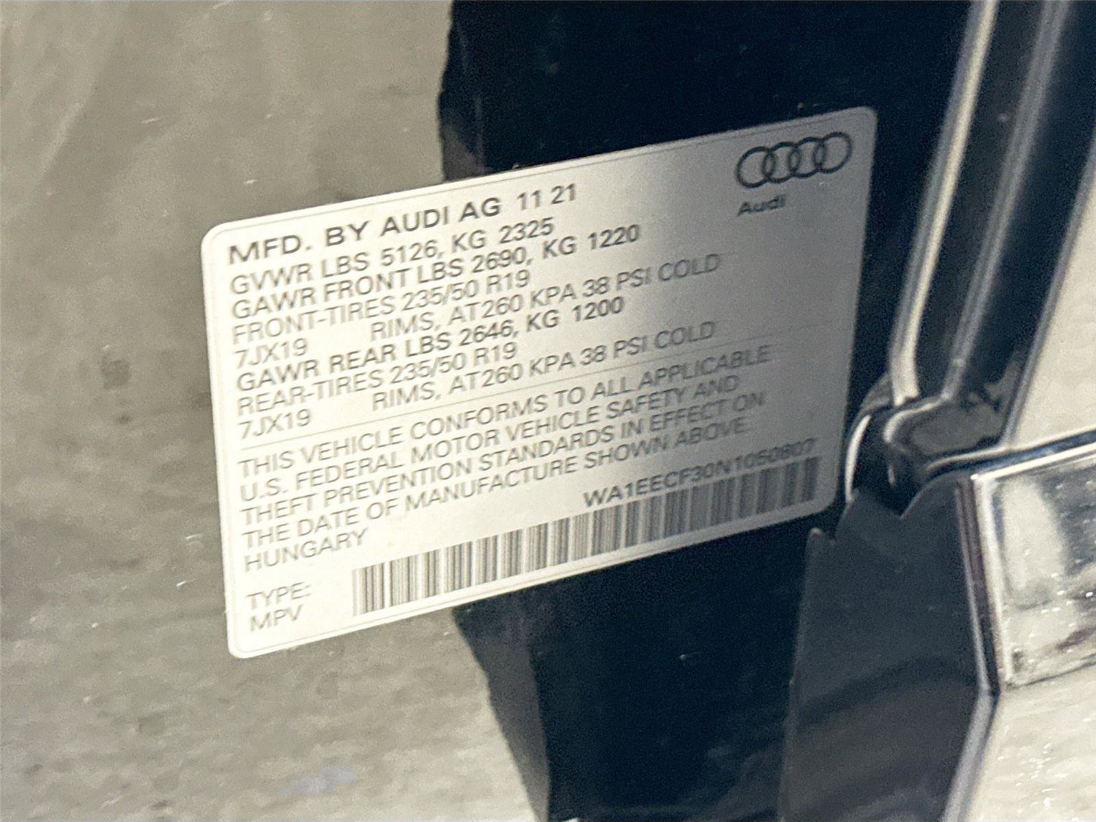 Certified 2022 Audi Q3 2.0T Premium Plus w/ Premium Plus Package AWD/4WD image 32