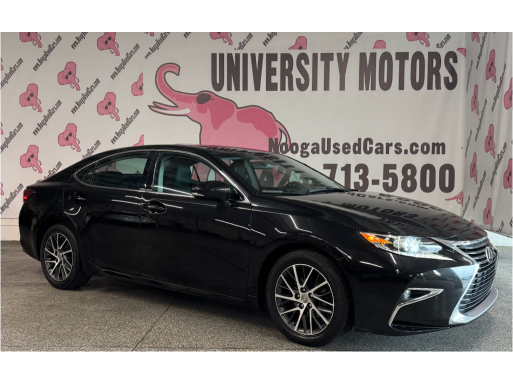 Used 2016 Lexus ES 350 w/ Luxury Package w/Wood Trim FWD image 3