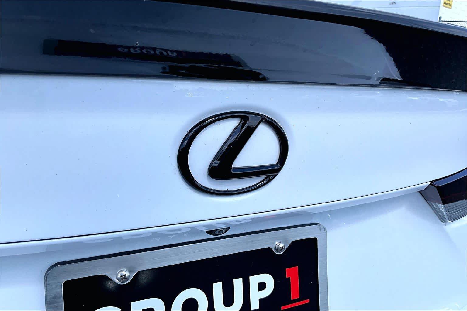 Used 2020 Lexus IS 350 F Sport w/ F Sport Package AWD/4WD image 31