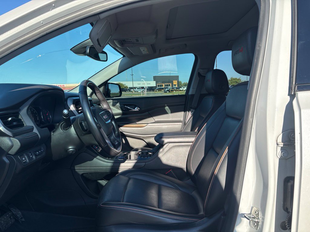 Used 2021 GMC Acadia AT4 w/ GMC Pro Grade Package AWD/4WD image 10