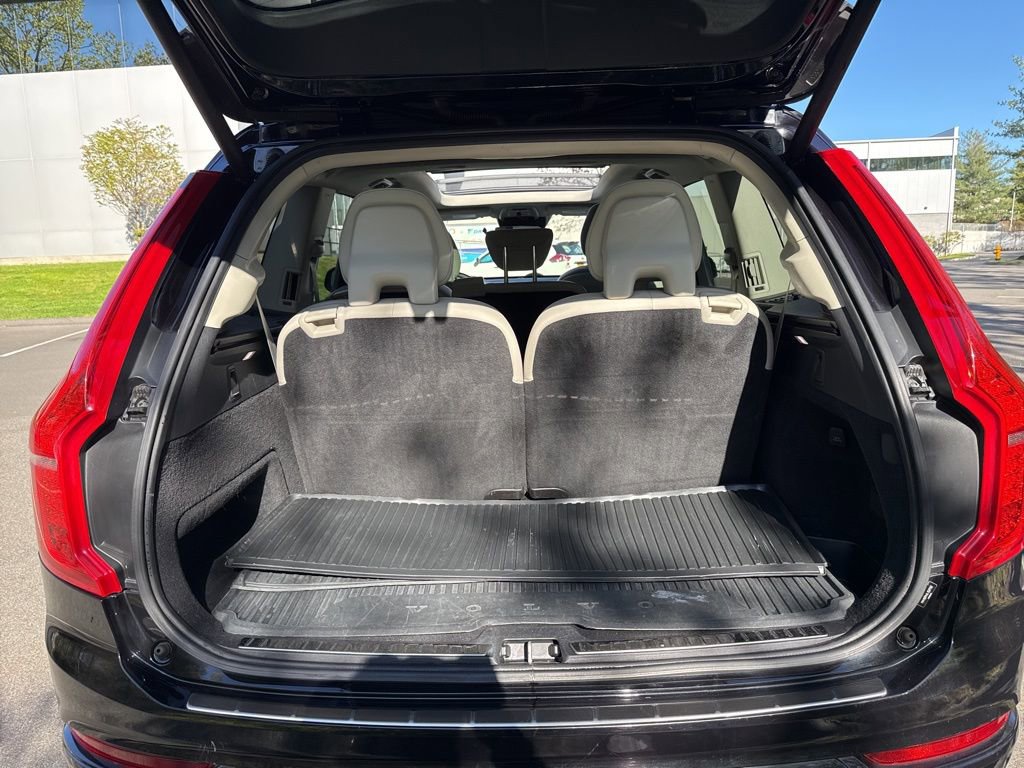 Used 2020 Volvo XC90 T5 Momentum AWD/4WD image 14