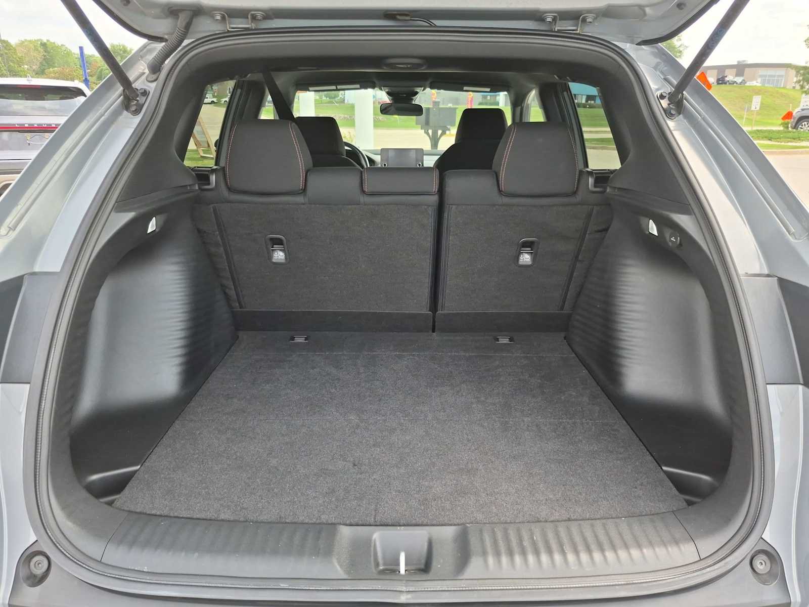 Certified 2025 Honda HR-V Sport image 29