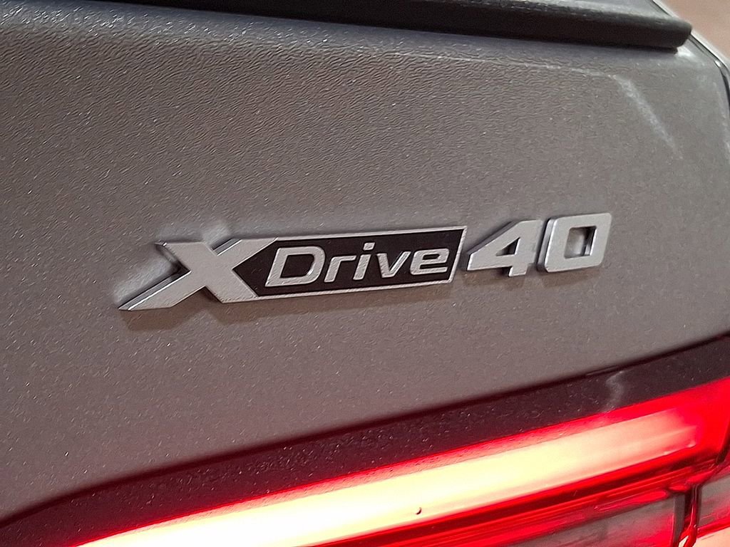 Used 2025 BMW i5 xDrive40 image 29