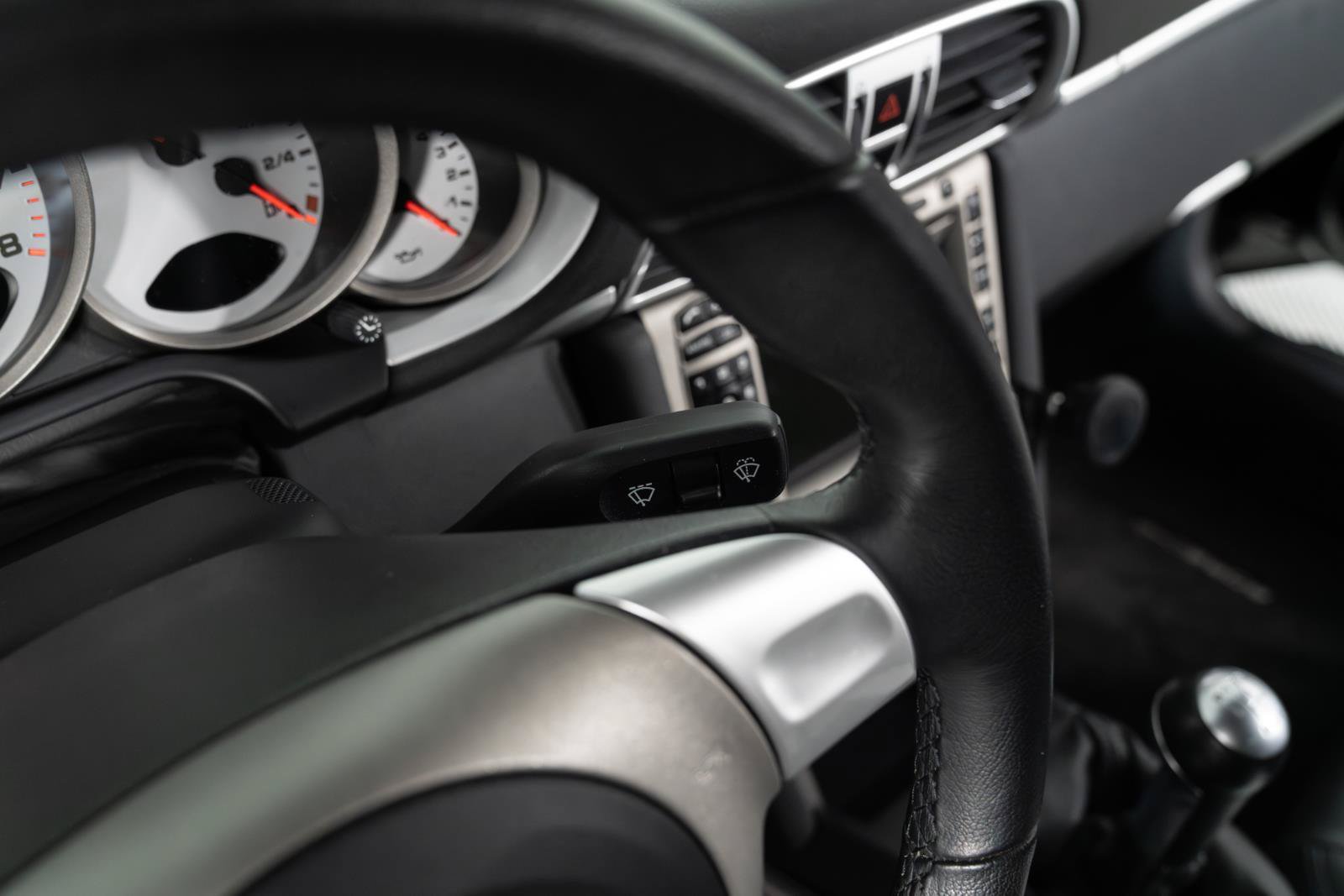 Used 2005 Porsche 911 Carrera S RWD image 36