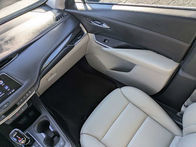 Certified 2023 Cadillac XT4 Premium Luxury image 18