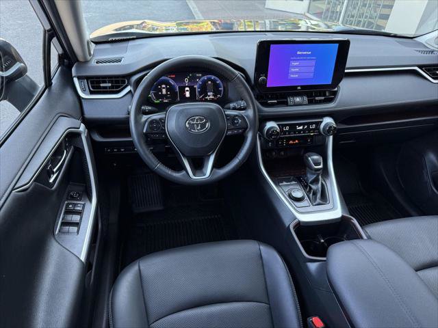 Certified 2023 Toyota RAV4 Limited w/ Limited Grade Weather Package AWD/4WD image 18