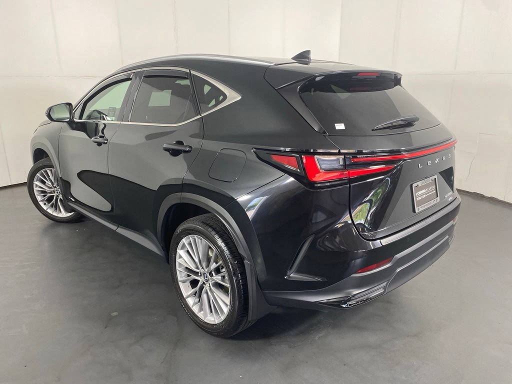 Certified 2025 Lexus NX 350 AWD w/ Accessory Package (2T) image 11