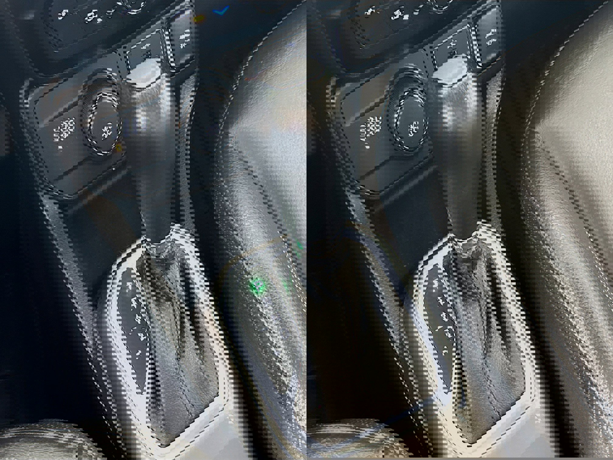 Used 2021 Jeep Renegade Limited image 19