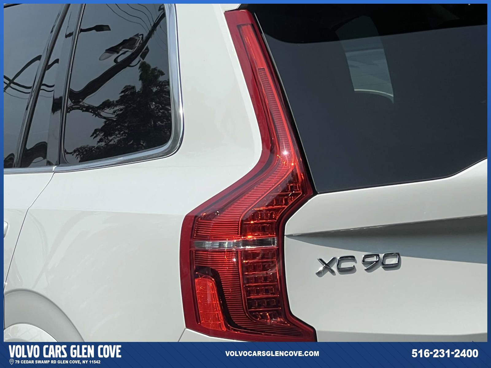 Certified 2025 Volvo XC90 B5 Plus w/ Protection Package Premier image 8