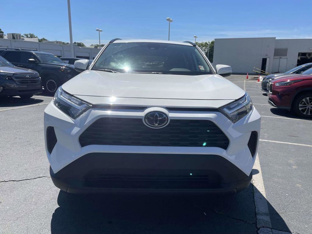 Used 2023 Toyota RAV4 XLE FWD image 3
